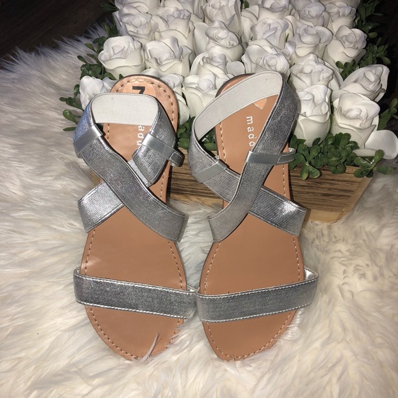 Madden Girl Shoes - 🔥5 for 30 Madden Girl Metallic Silver Slippers